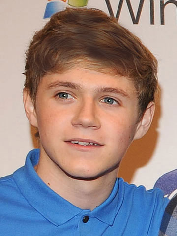 One Direction Star Niall Horan Swaps His Blond Hair For Brown One Direction Star Niall Horan Swaps His Blond Hair For Brown Celebsnow