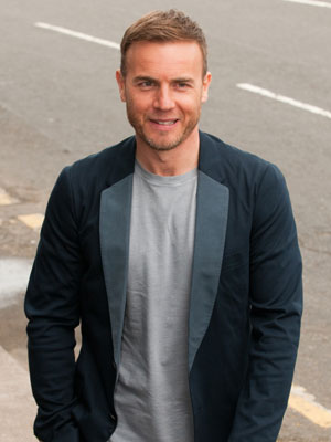 gary barlow and kelly rowland flirting The x factor 2011: read on for the goss on the first episode & what tulisa, gary barlow & kelly rowland are like as judges. gary barlow and kelly rowland flirting The x factor 2011: read on for the goss on the first episode & what tulisa, gary barlow & kelly rowland are like as judges.