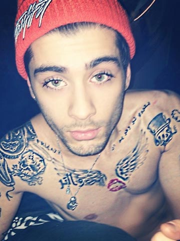 perrie edwards says u0027oooo u0027ello u0027 after posting perrie edwards says u0027oooo u0027ello u0027 after posting