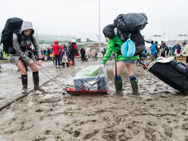 Glastonbury2016mud-630x473.jpg