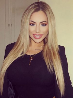 'Dirty vibes!' Holly Hagan