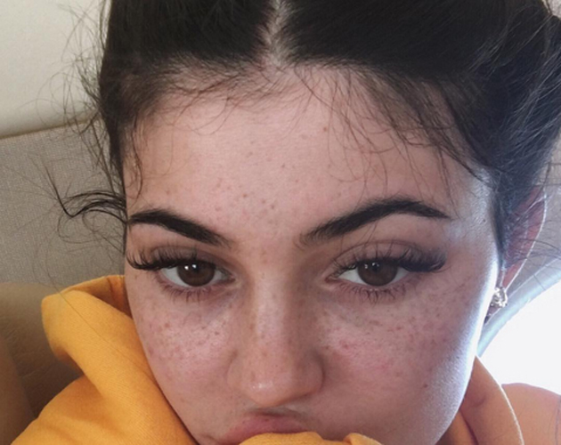 False Eyelashes: The Definitive Guide