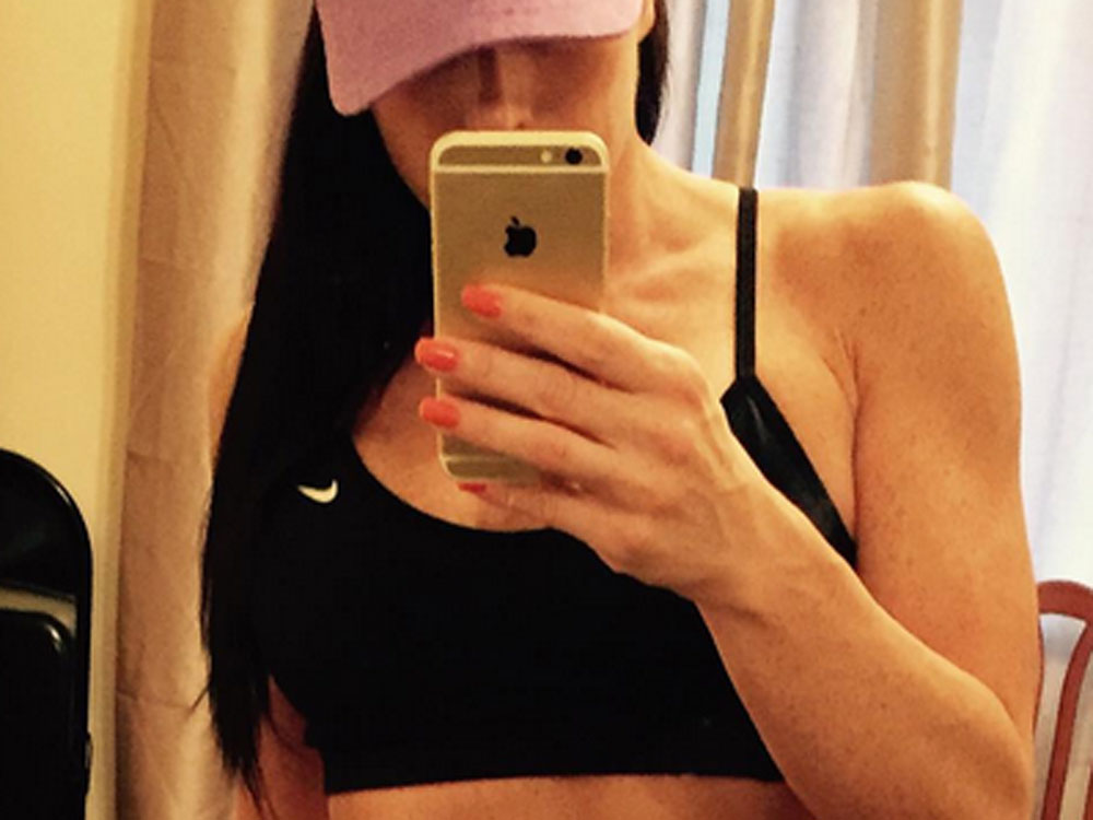 Is It Acceptable To Wear A Sports Bra In Public? Look