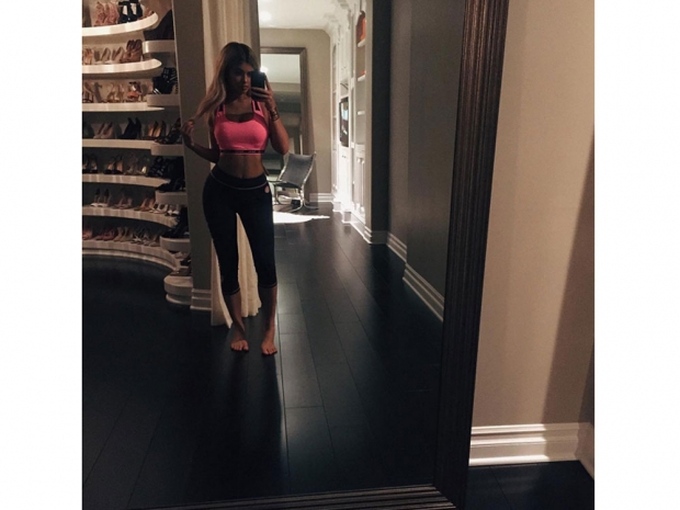 Kylie Jenner Gives Us A Tour Of Her Huge Walk In Wardrobe