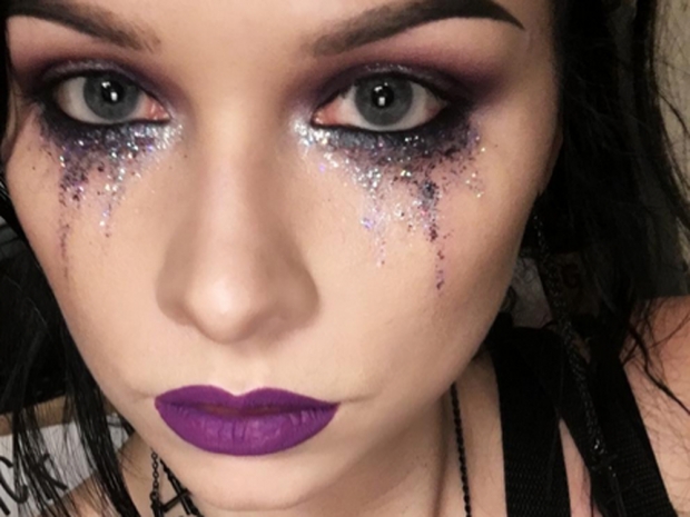 Glitter Tears = Your Festival Makeup Must | Look