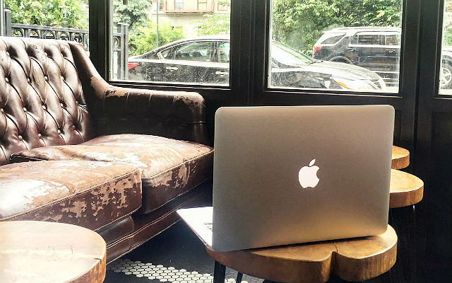 We Are Actually *More* Productive In Coffee Shops, Study Finds
