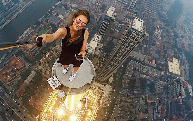 Meet Our New Favourite Instagram Star That Has *Absolutely* No Fear