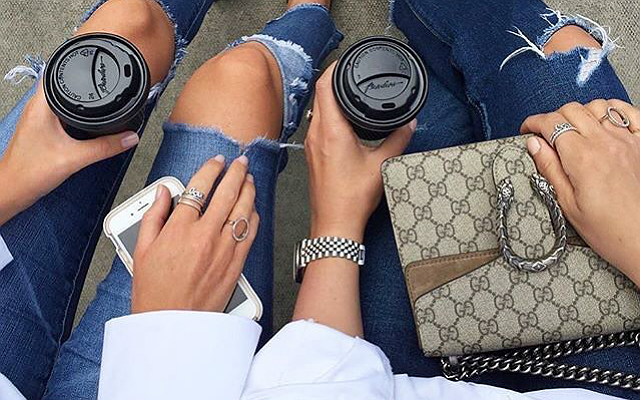 The Girl’s Guide To Building Good Saving Habits
