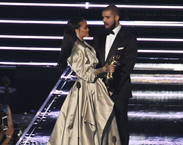 The Awkward Drake And Rihanna VMAs Moment You Missed