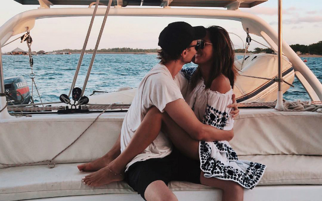 Here’s Why *No-one* Wants To Post Their Facebook Relationship Status Anymore