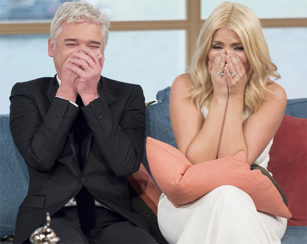 Holly Willoughby And Philip Schofield Rinse Hiddleswift On Holiday