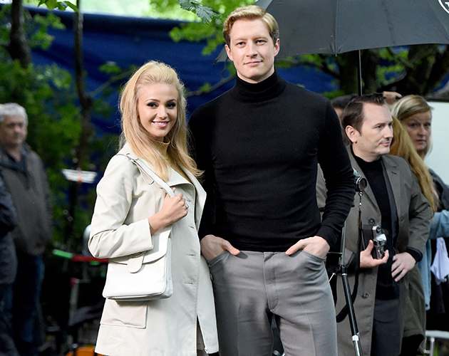 Ooh. Do We Spy A Baby Bump On The Set Of Tina And Bobby?