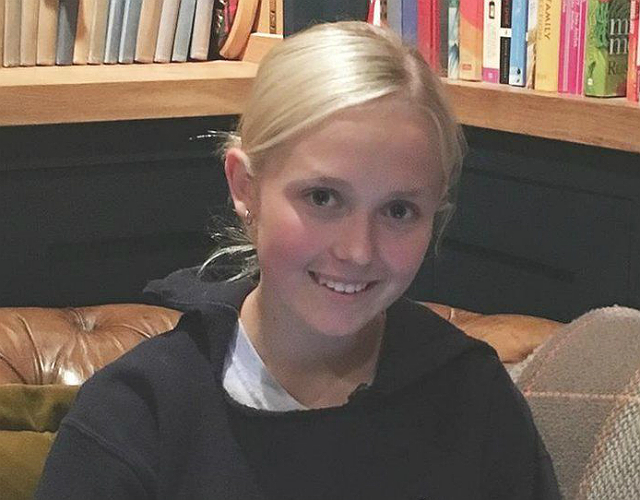 The 16-Year-Old Girl That Makes £48,000 Naming Chinese People’s Babies