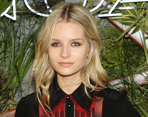 Has Lottie Moss Been Photoshopping Her Mole In Instagram Photos?