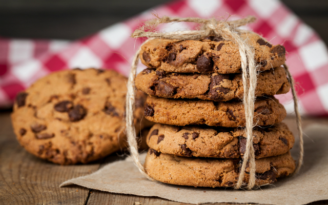 Why You Should *Definitely* Eat Cookies Before Working Out…