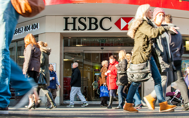 HSBC Will Let You Open A Bank Account With A Selfie