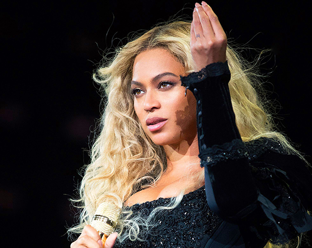 Beyoncé And Jay Z Make A Powerful Statement On Her Formation Tour