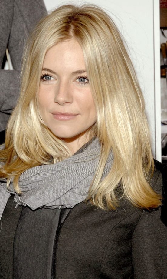 Sienna Miller's Shoulder-Length Boho Hairstyle, October 2009