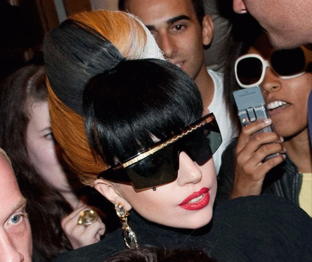 Lady Gaga shows off a new three tone hair style in Paris