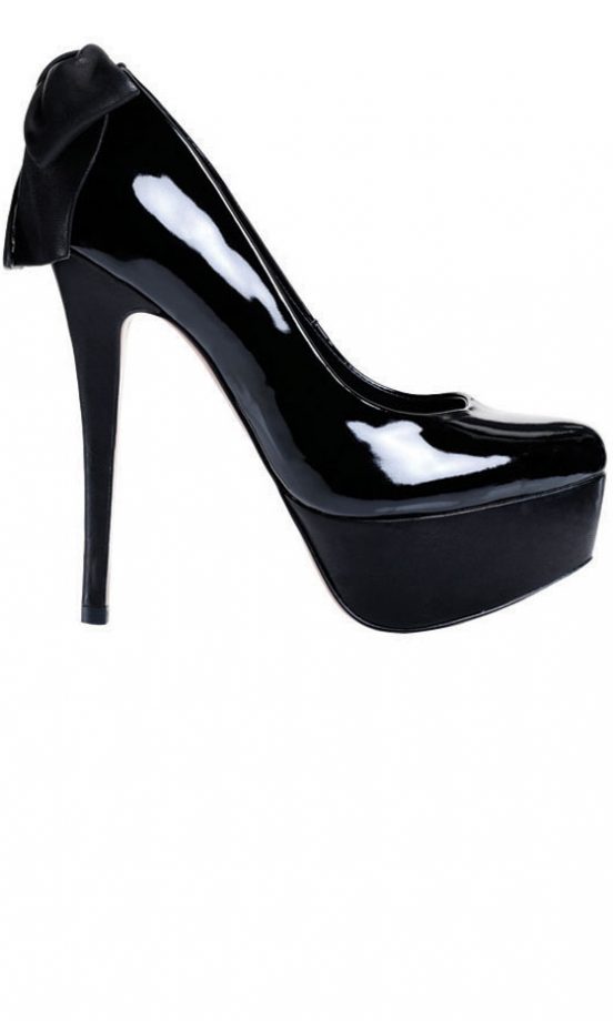 Carvela At Kurt Geiger Arrow Shoe In Black, £130
