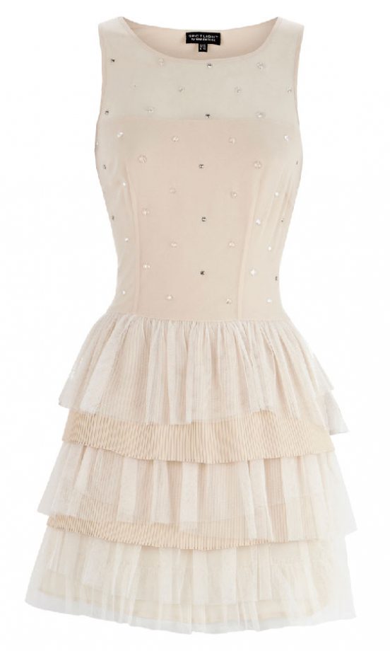 Get This Hailee Steinfeld Look-Alike From Warehouse, Now £20