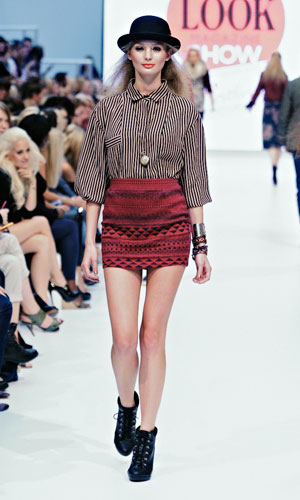 Buy this blouse online at Urban Outfitters now and get 15% off!