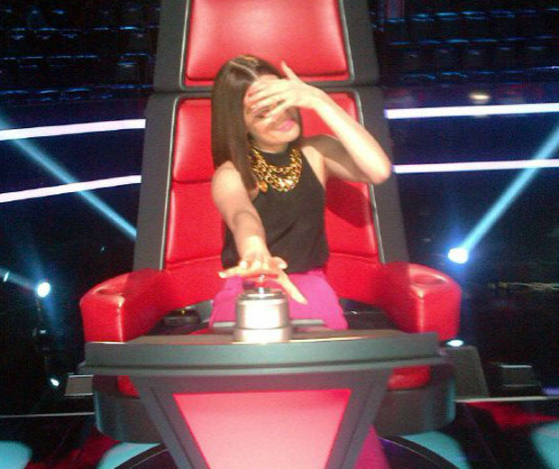 Jessie J is teasing her fans by posing in a The Voice US chair