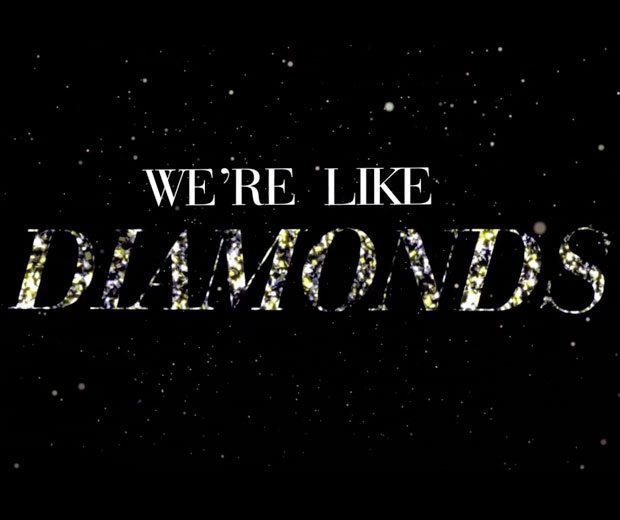 Rihanna has unveiled a lyric video for Diamonds while she films the real video for the hit song