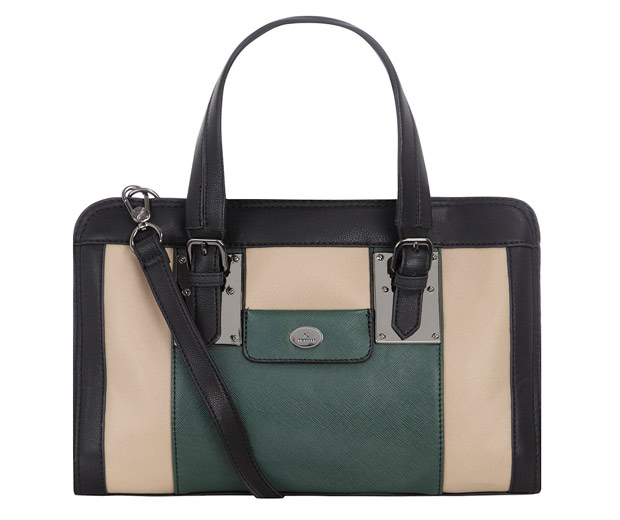 Dorothy Perkins are giving students a 25% discount now!