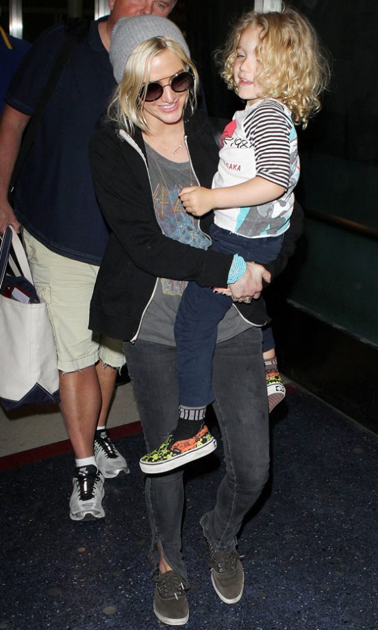 Ashlee Simpson With Her Son At Los Angeles Airport, 2013