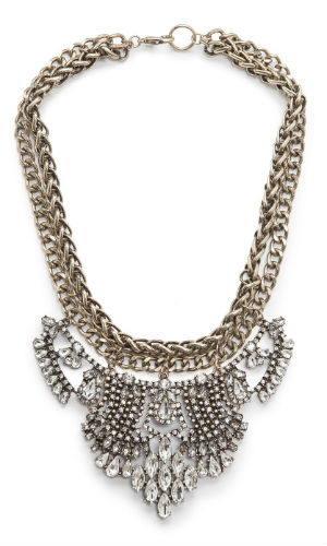 We love this amazing statement necklace from Mango!