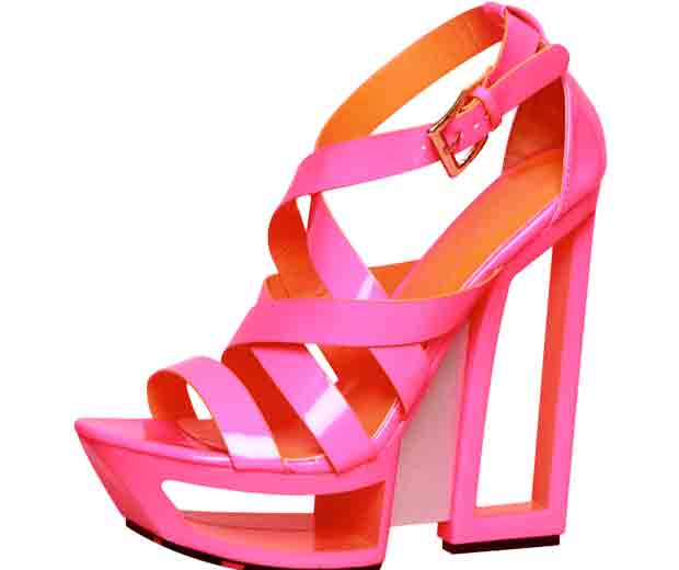Snap up these hot wedges for summer!