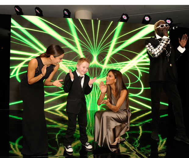 Eva and Nicole hit the stage with little Leo while Bruce Baps performed