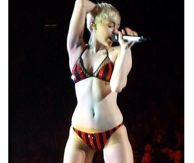 Miley is forced to leave her stage costume behind after missing her changing slot