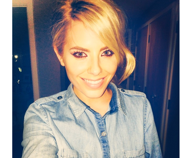 Mollie styles her hair into a Frankie-style 'crop'
