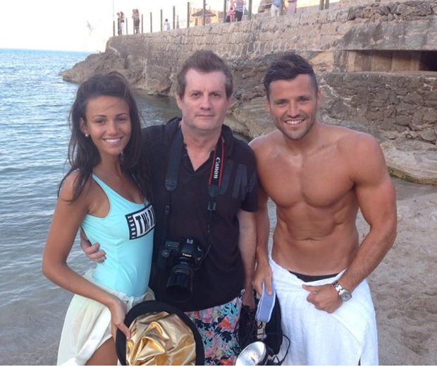 Michelle turns into Mark's special assistant while he shoots his 2015 calendar