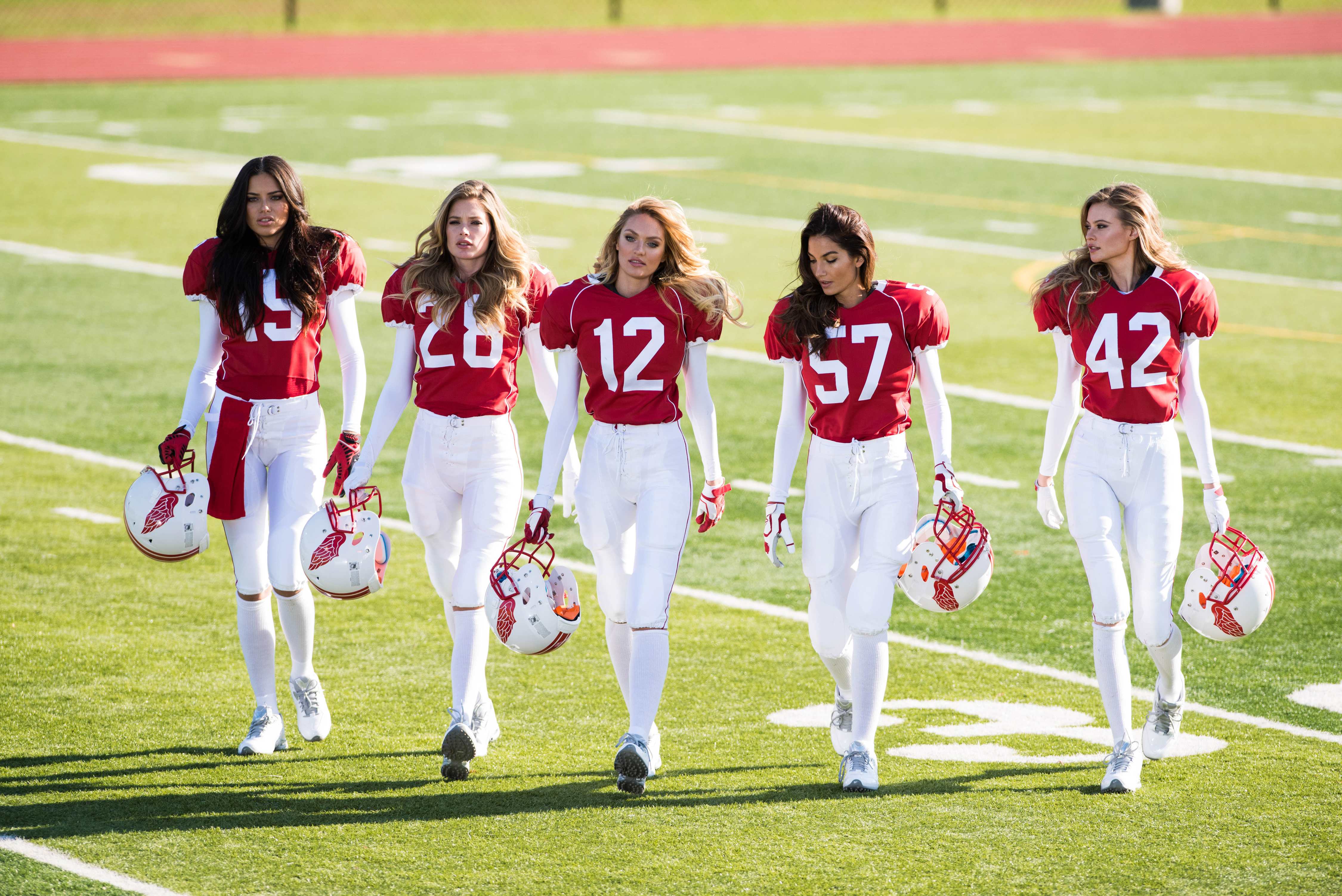 watch-the-victoria-s-secret-angels-in-their-superbowl-ad-look