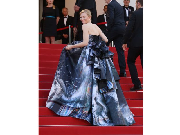 Cate Blanchett's mega Giles gown!