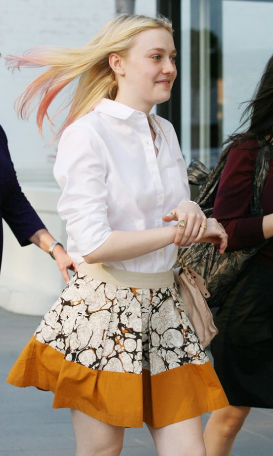 Dakota Fanning With Dip Dye Hair, 2012