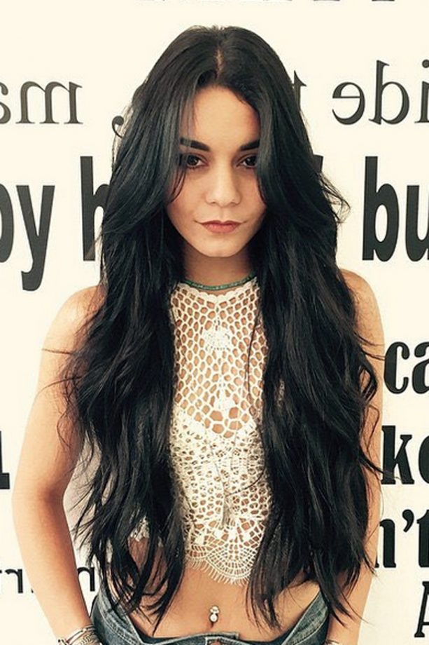 Vanessa Hudgens Debuts Mega-Long Hair Extensions, 2015