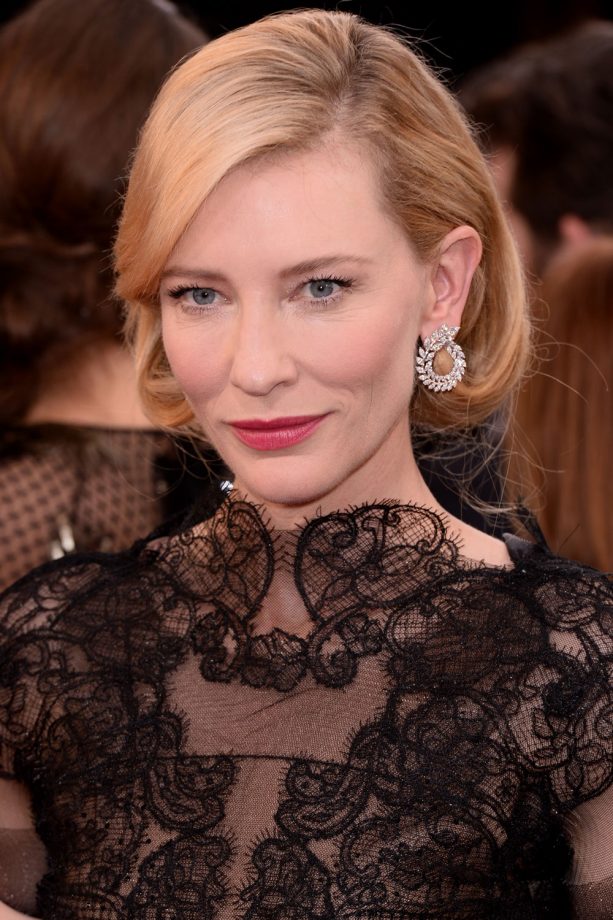 Cate Blanchett Does Hollywood Glamour At The Golden Globe Awards, 2014