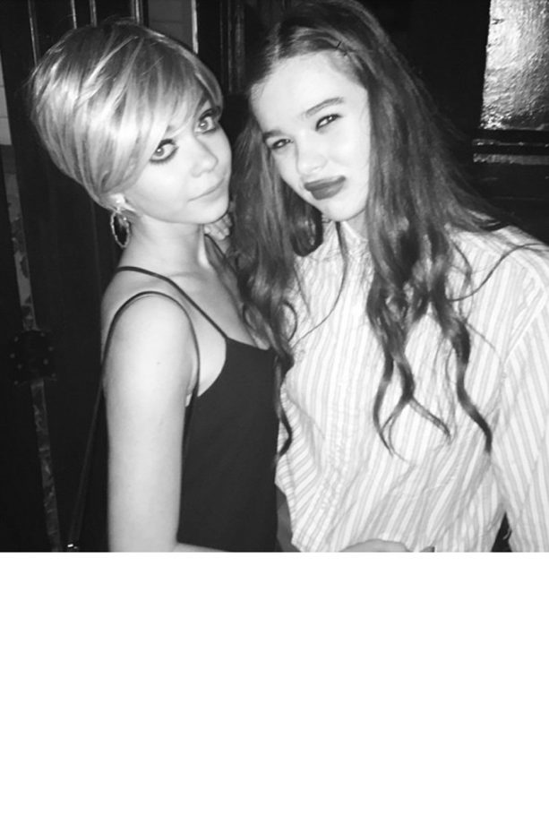 Sarah Hyland Pins Her Long Locks Into A Faux Bob Hairstyle, 2014