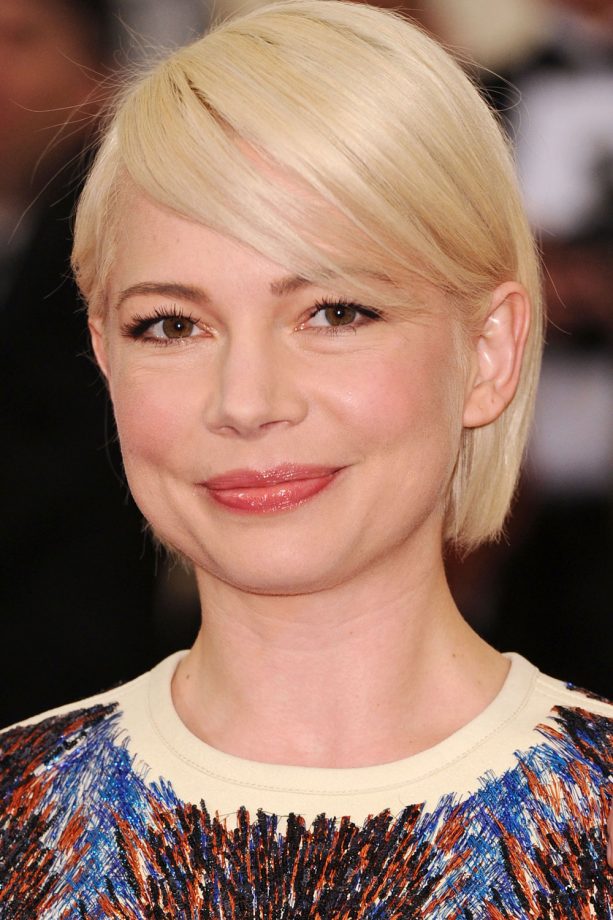 Michelle Williams Goes Platinum For The Met Ball, 2014