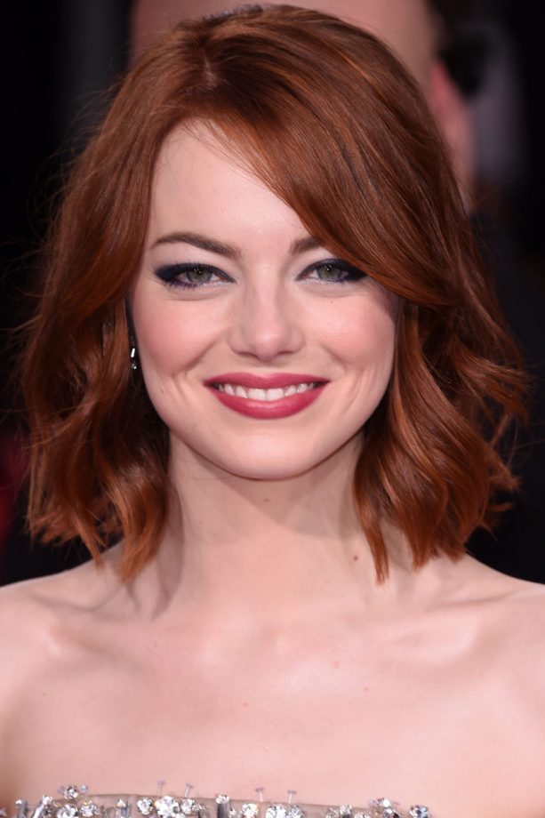 Emma Stone Rocks A Wavey Bob At The Golden Globe Awards, 2015