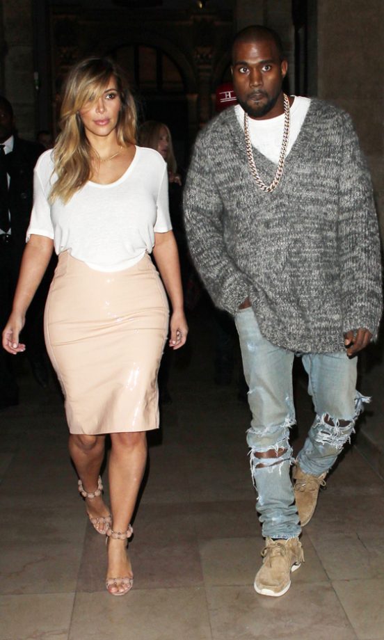 Kim Kardashian Flauts Her Post-Baby Curves Next To Boyfriend Kanye West Out In Paris, 2013