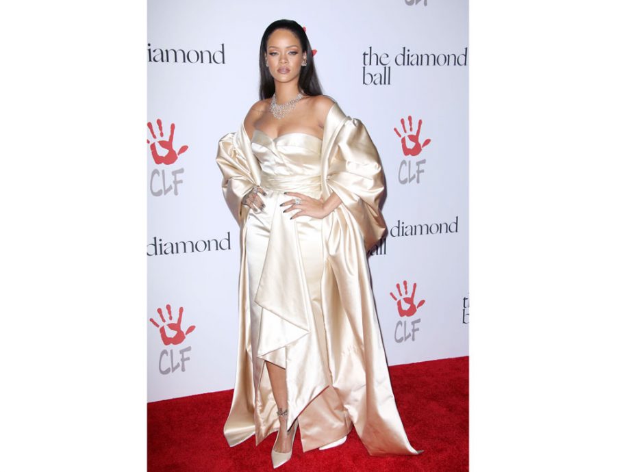 Rihanna's dressing room diet consists of sugary cereals and candy