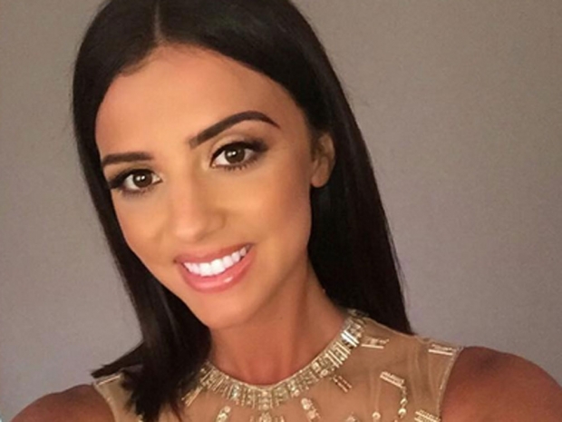 This Photo Of Lucy Mecklenburgh In A Wedding Dress Is Confusing Everyone