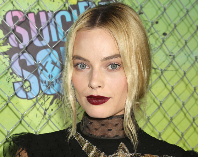margot robbie, purple lips, suicide squad