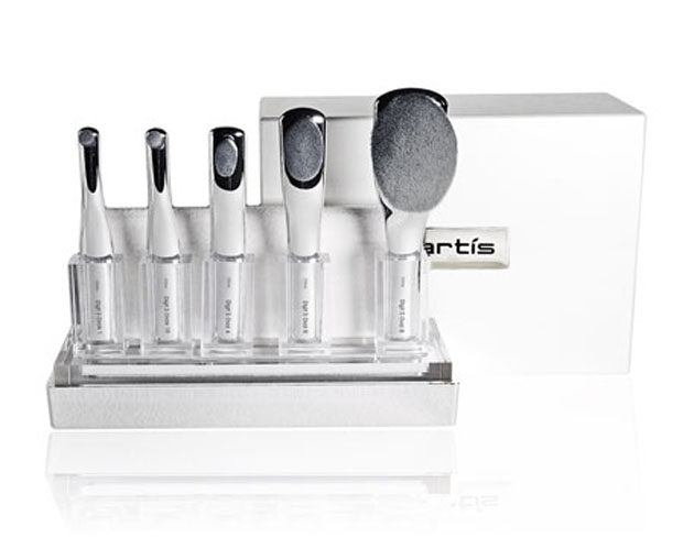 These Brushes Are Designed To Replace Your Fingers