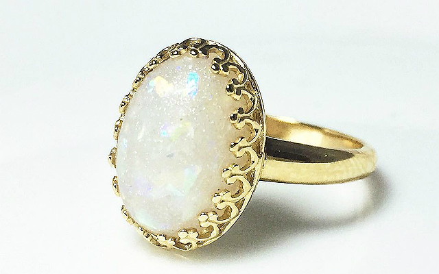 The Future Is Here, One Company Is Turning Breast Milk Into Jewellery
